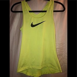 Nike Pro Dri Fit Woman’s top